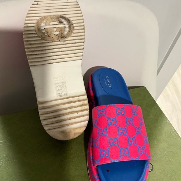 Gucci Sandals 💕💜 - Picture 2 of 3